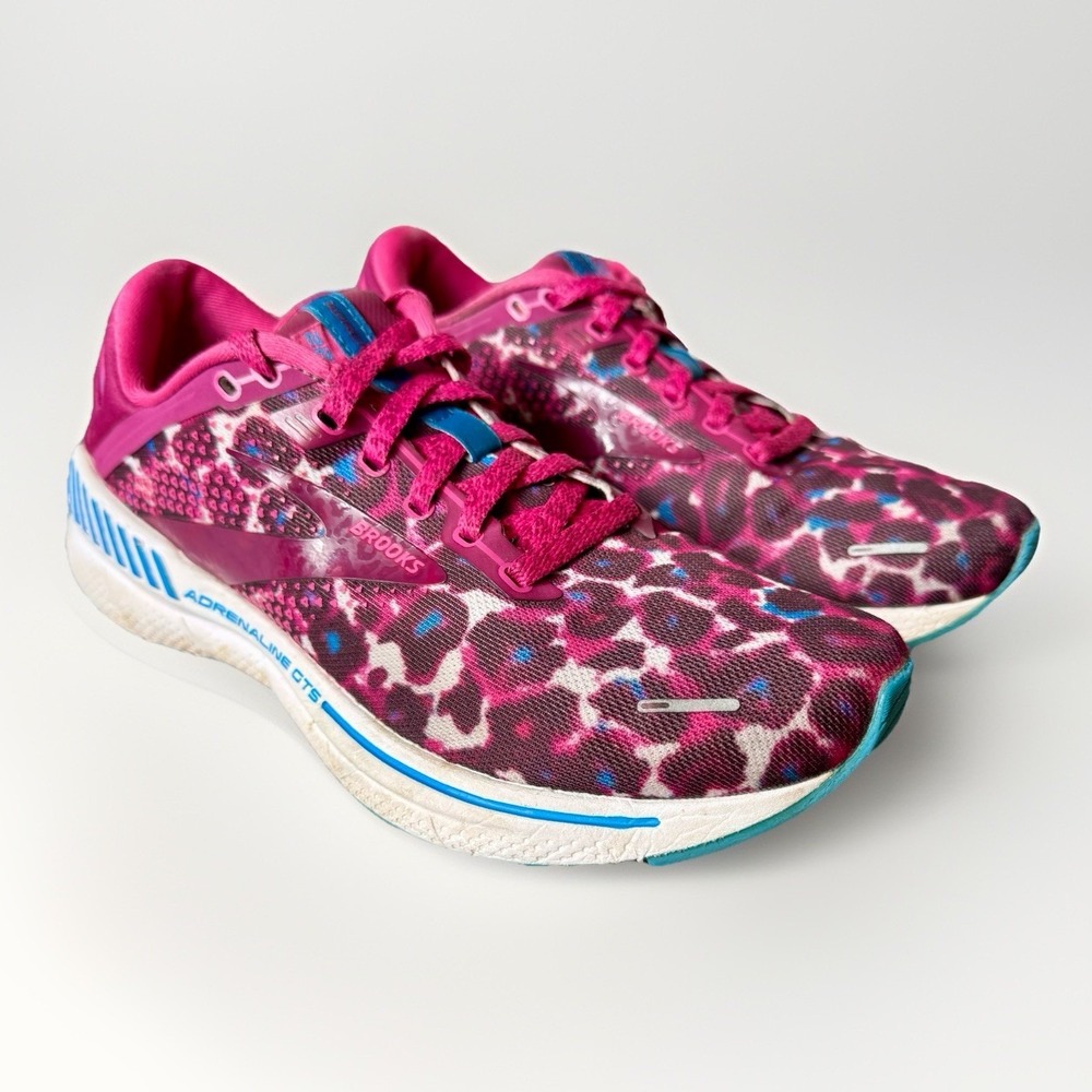 Brooks Adrenaline GTS 22 Running Shoe 9 Magenta Leopard Comfort Lace 1203531B568